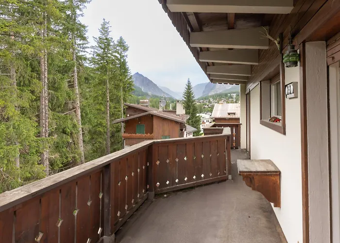 Casa Via Dei Prati, Ampia E Confortevole In Centro * Cortina d'Ampezzo