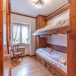 Casa Via Dei Prati, Ampia E Confortevole In Centro 아파트